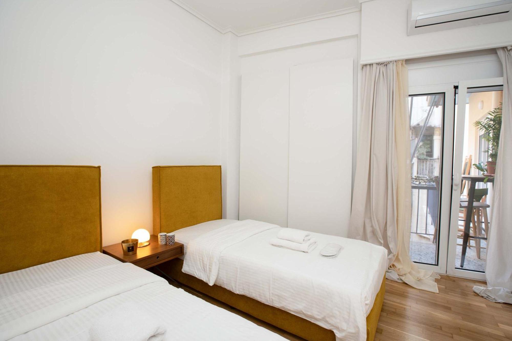 Ruby's Urban Residence Koukaki Athena Bagian luar foto